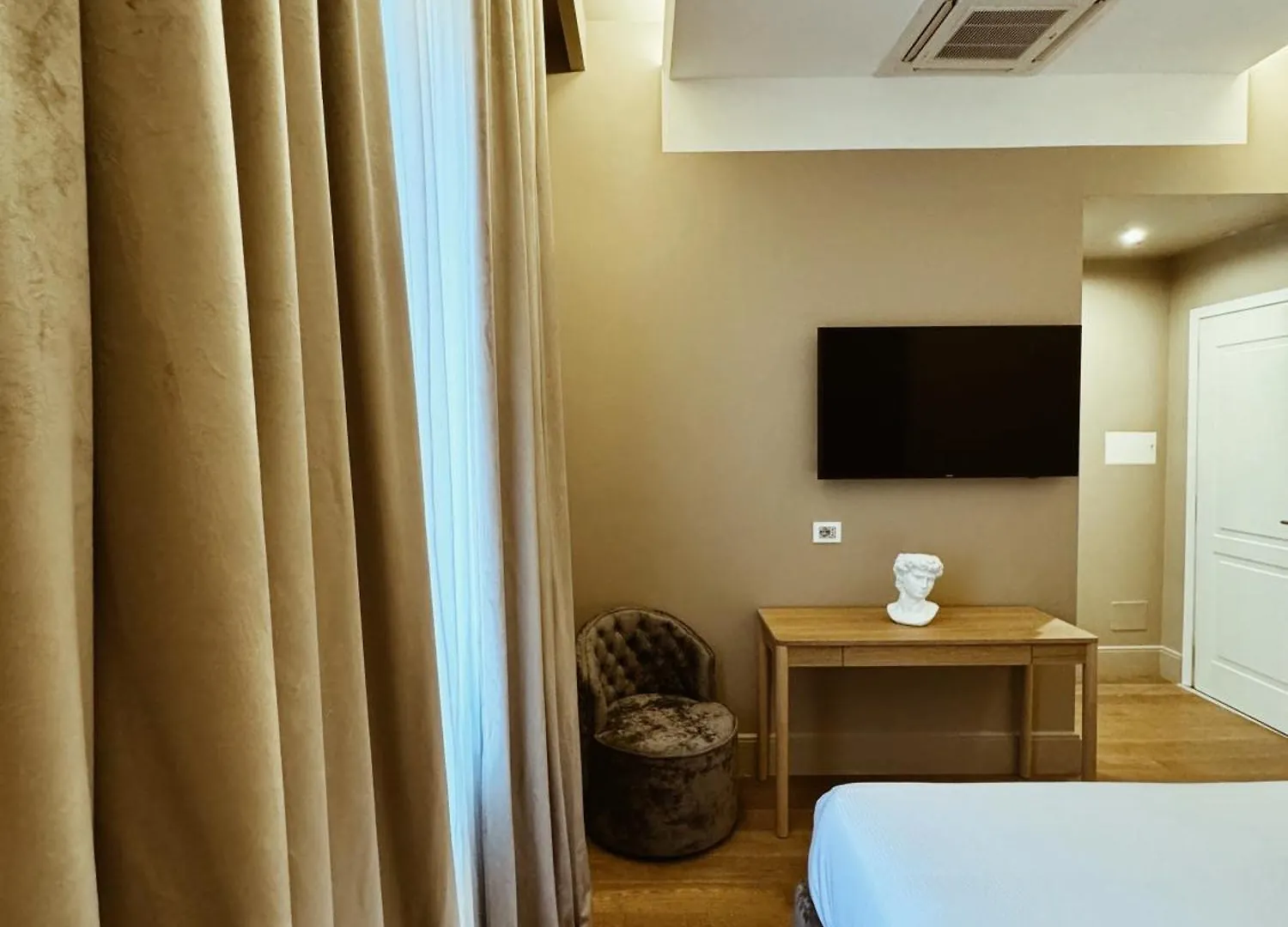 Residenza Imperiale Superior Hotel Rome Guest house